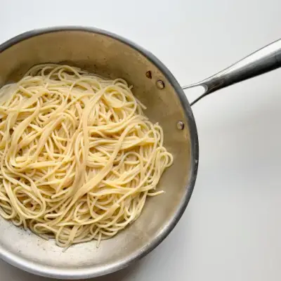 Step 6 of Carbonara recipe